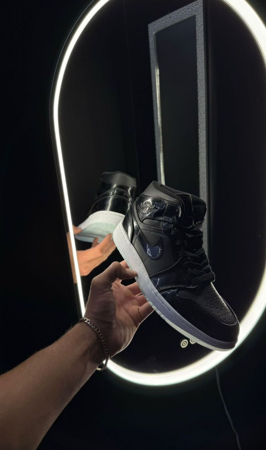 Jordan fibra de carbono — imagen 1