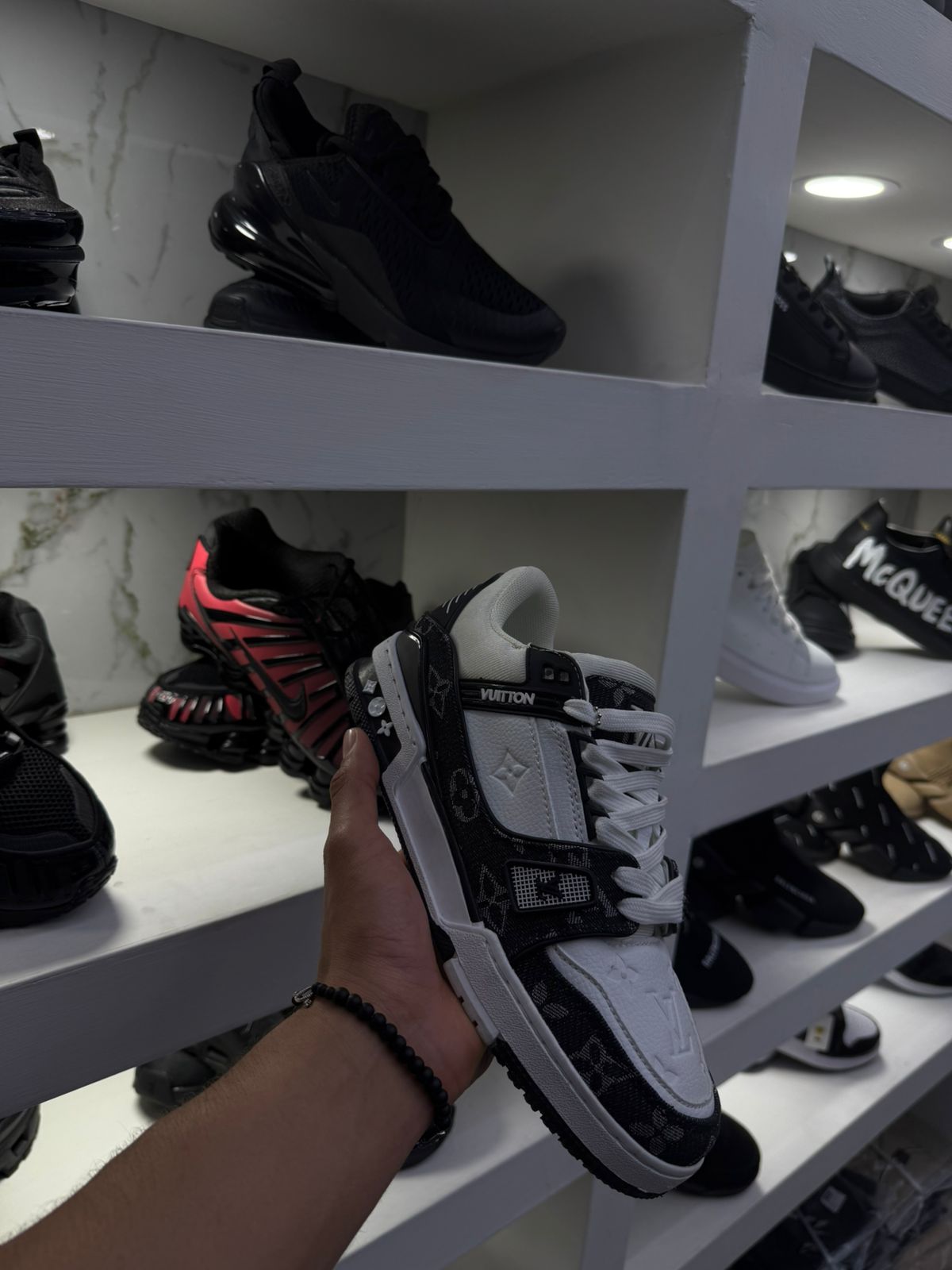 Lv trainer — imagen 1